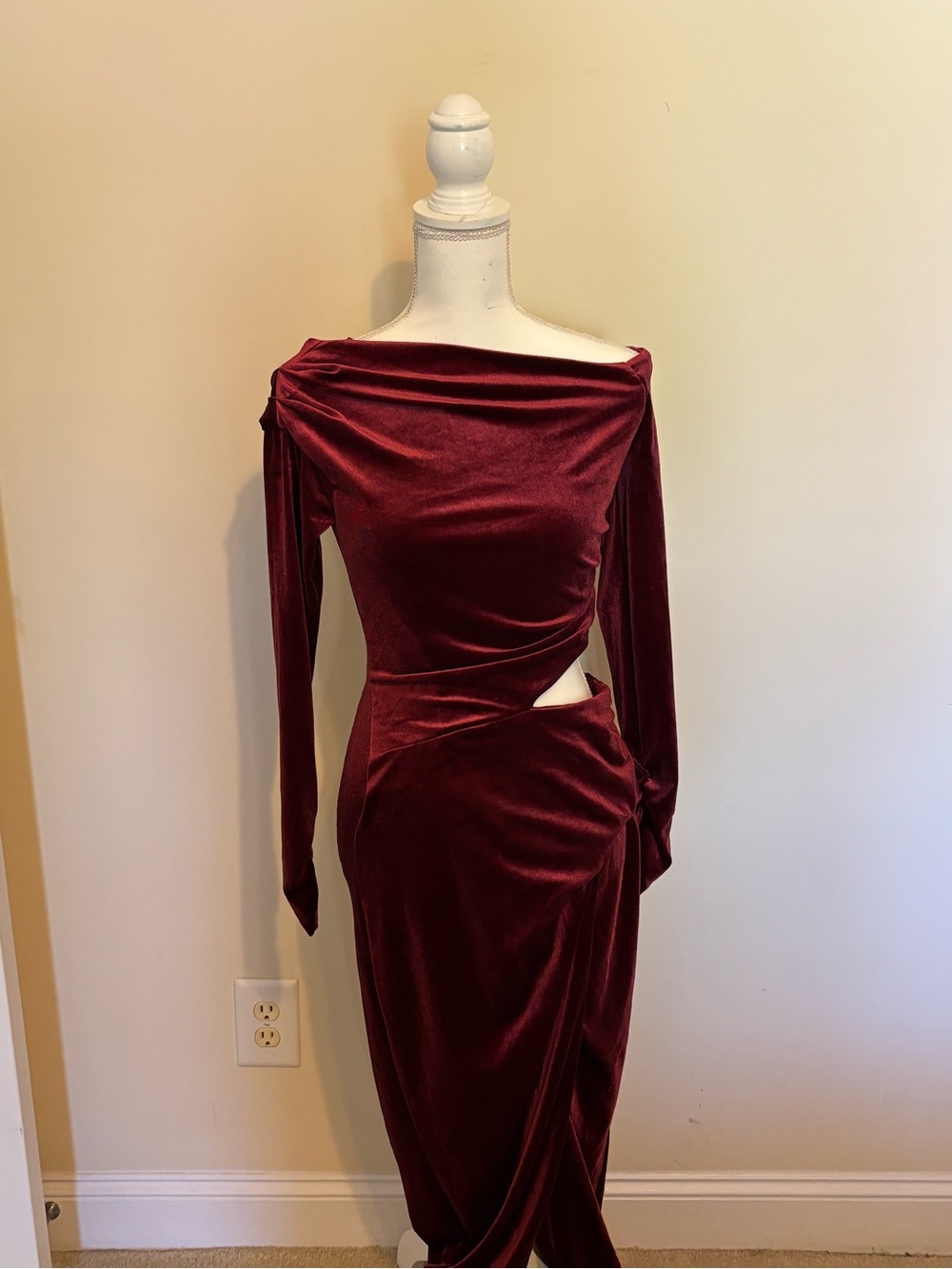 Zara Burgundy Velvet Long-Sleeve Off-Shoulder Dress